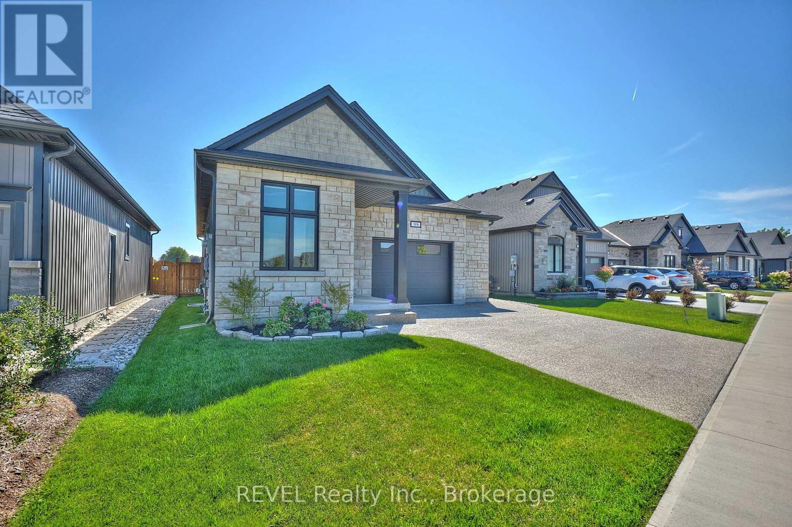 99 Homestead Drive, Niagara-On-The-Lake (Virgil), Ontario L0S 1J0 - Photo 3 - X13659086