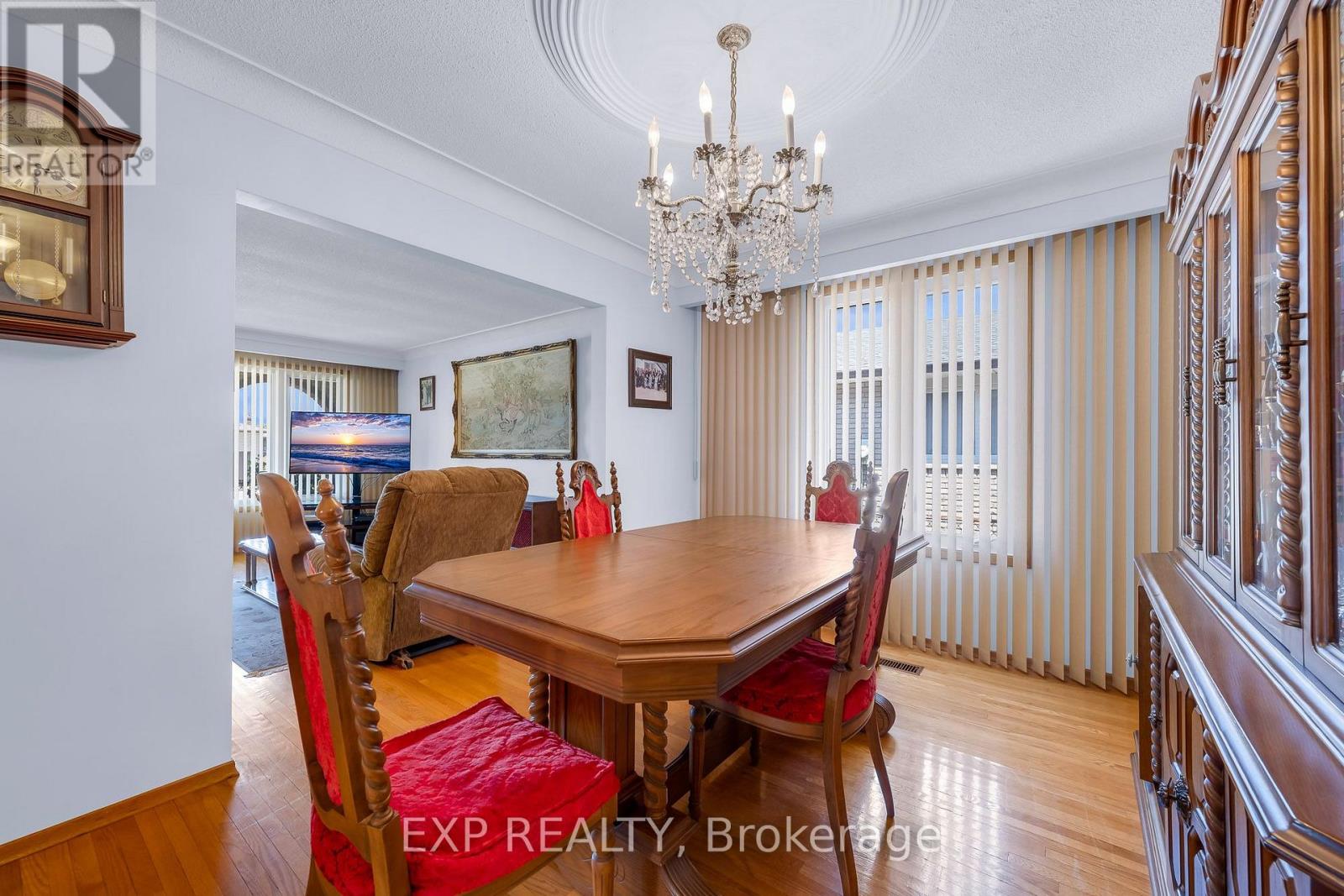 150 Marcella Crescent, Hamilton, Ontario  L8K 6G3 - Photo 14 - X13659034