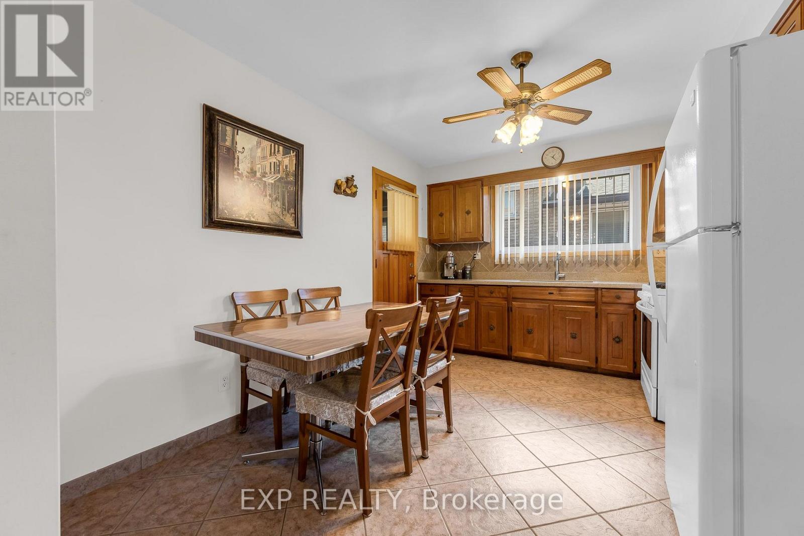 150 Marcella Crescent, Hamilton, Ontario  L8K 6G3 - Photo 15 - X13659034