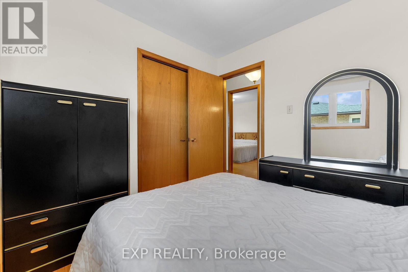150 Marcella Crescent, Hamilton, Ontario  L8K 6G3 - Photo 23 - X13659034