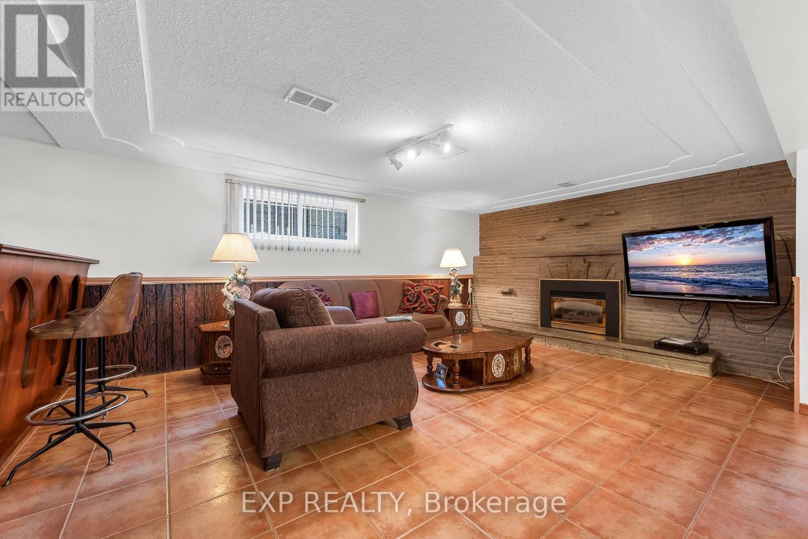 150 Marcella Crescent, Hamilton, Ontario  L8K 6G3 - Photo 28 - X13659034