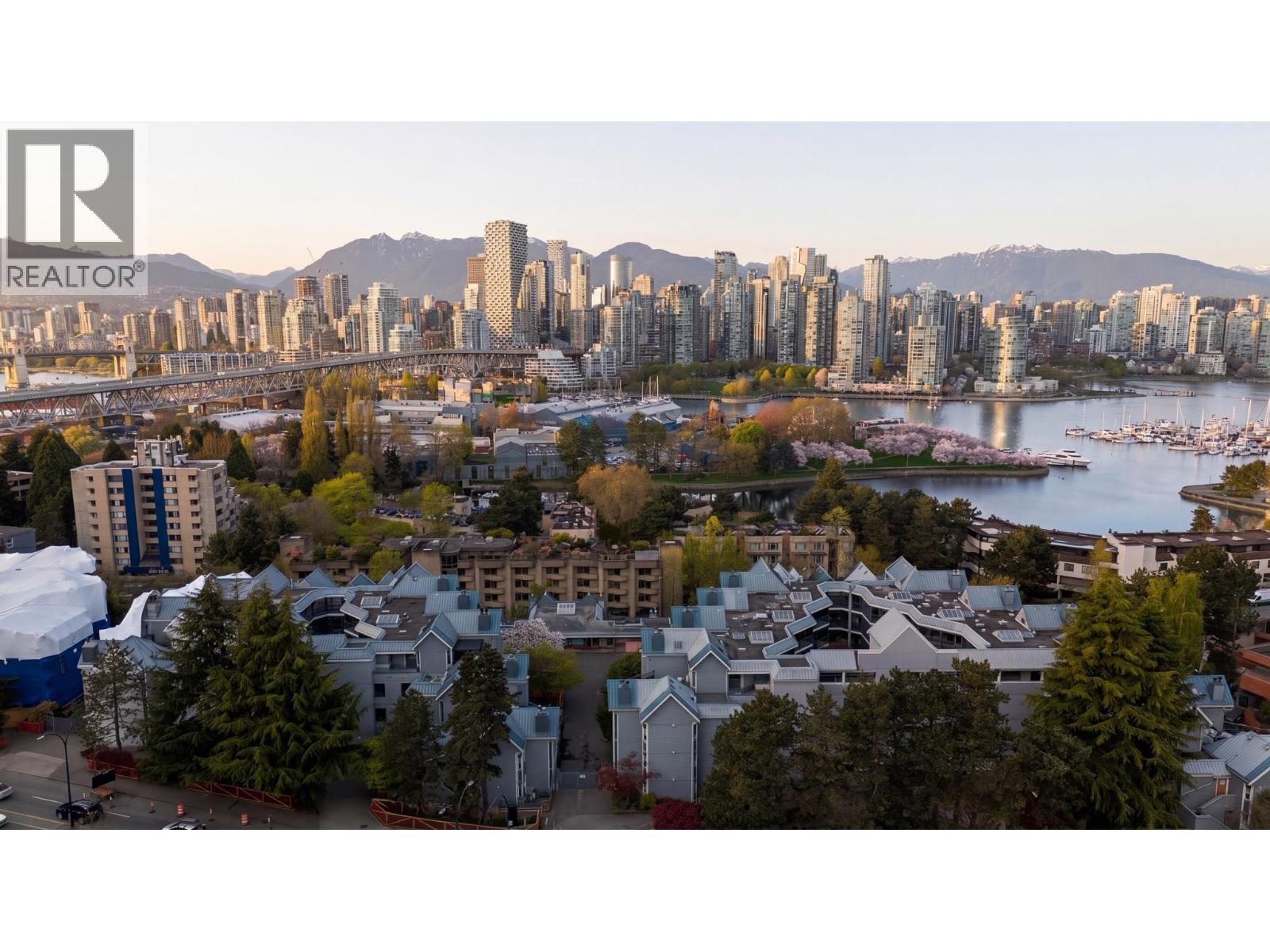 8 1355 W 4th Avenue, Vancouver, British Columbia V6H 3Y8 - Photo 29 - R3154205