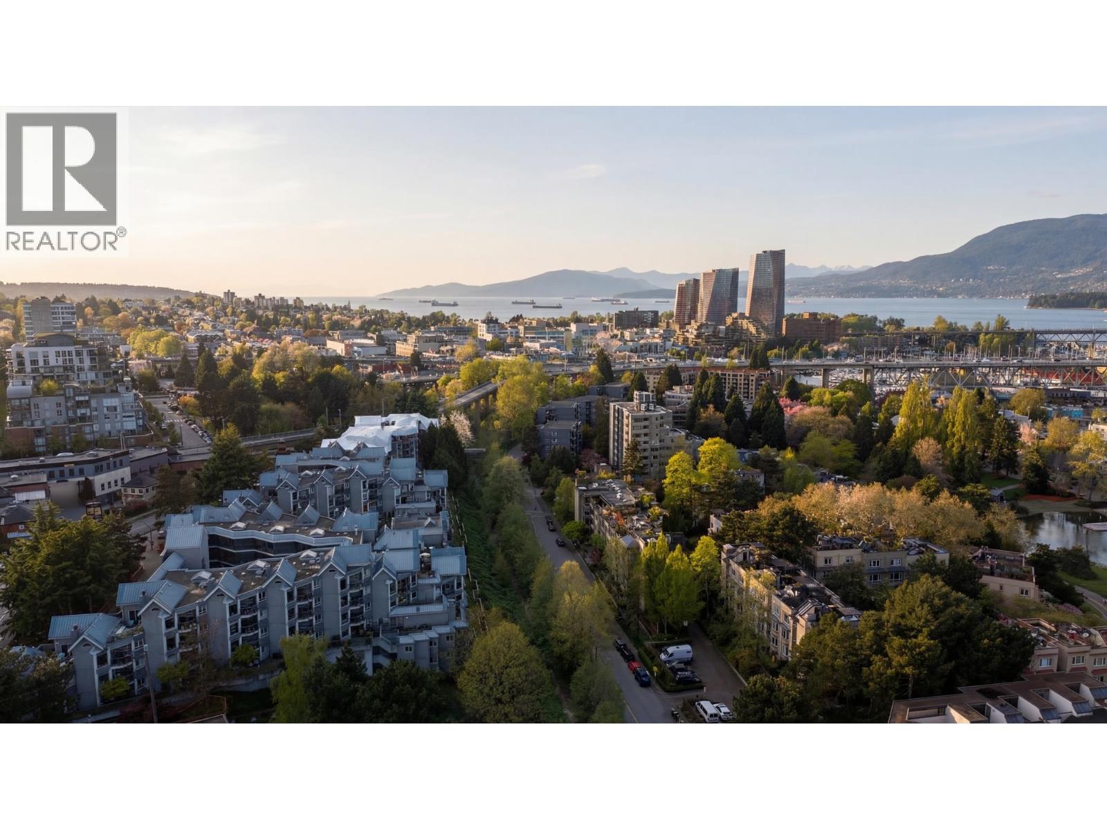 8 1355 W 4th Avenue, Vancouver, British Columbia V6H 3Y8 - Photo 31 - R3154205