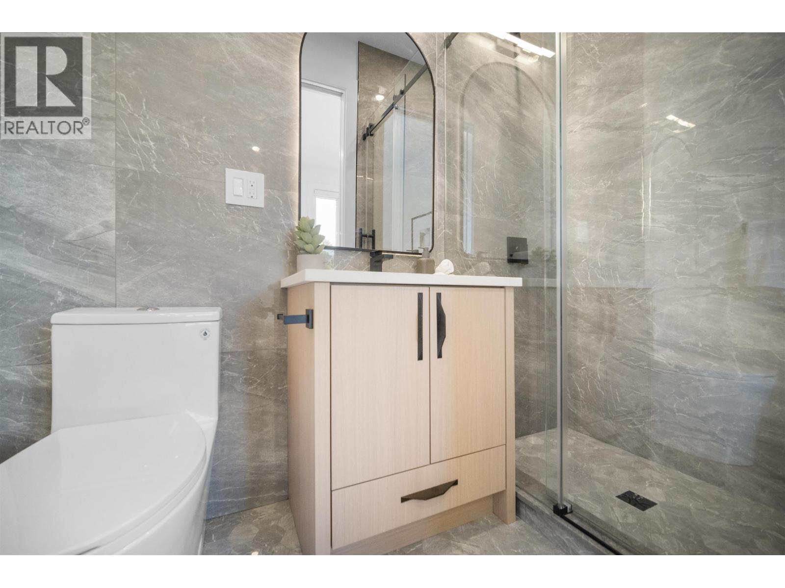 2 5033 Prince Albert Street, Vancouver, British Columbia  V5W 3C5 - Photo 11 - R3154215