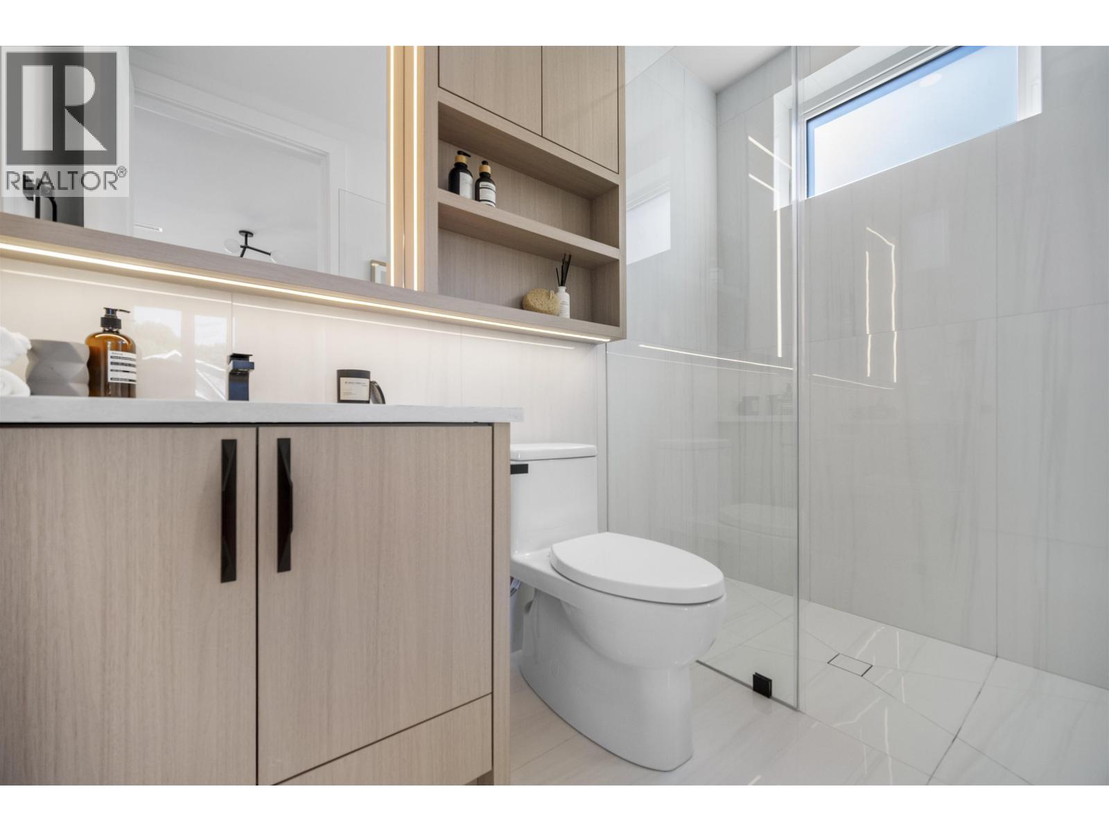 2 5033 Prince Albert Street, Vancouver, British Columbia  V5W 3C5 - Photo 12 - R3154215