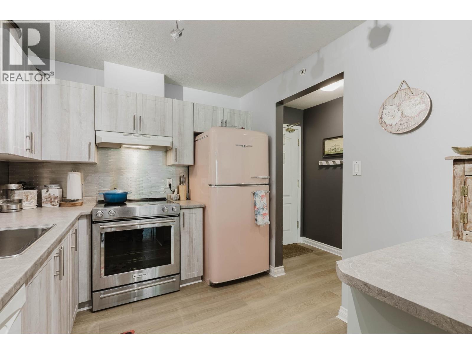 315 2551 Parkview Lane, Port Coquitlam, British Columbia  V3C 6J8 - Photo 11 - R3154230
