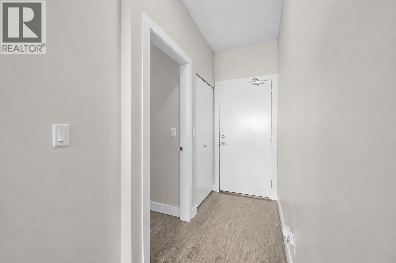 2201 963 Charland Avenue, Coquitlam, British Columbia  V3K 0E2 - Photo 15 - R3154257