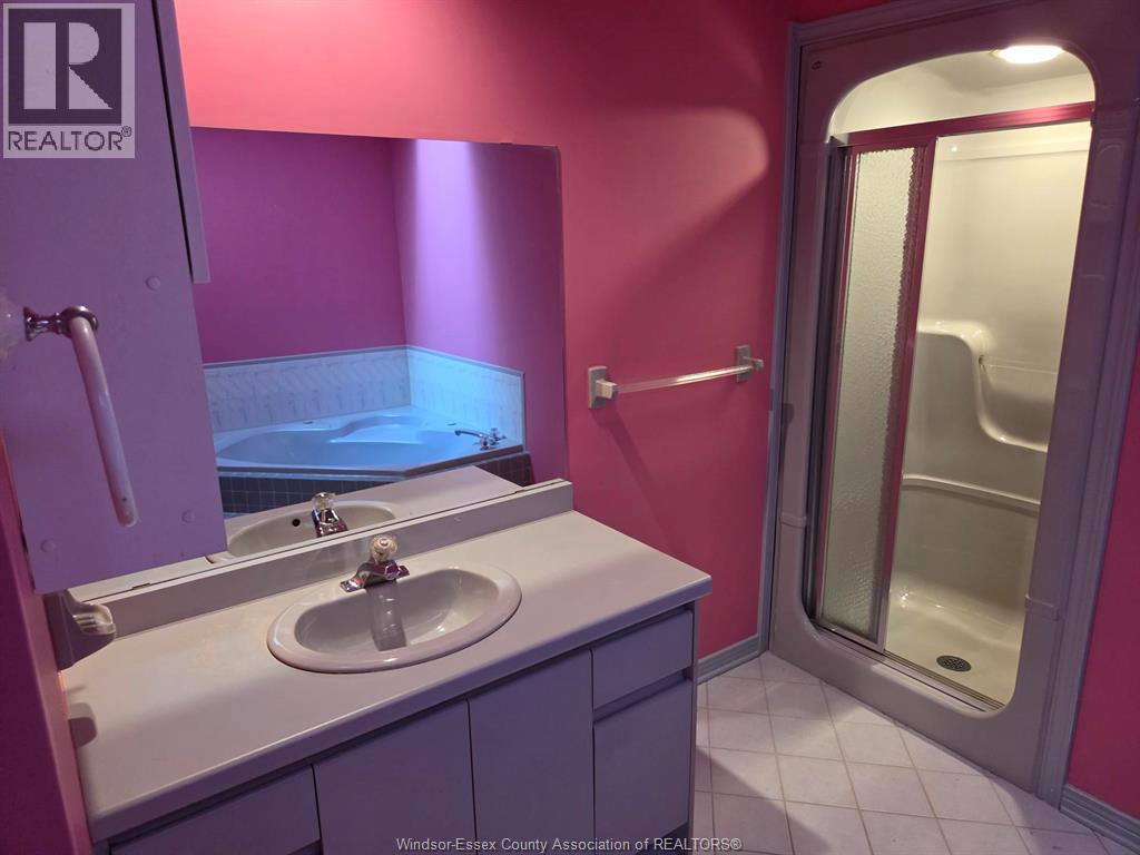 9690 Menard Street, Windsor, Ontario N8P 1G5 - Photo 23 - 26019411