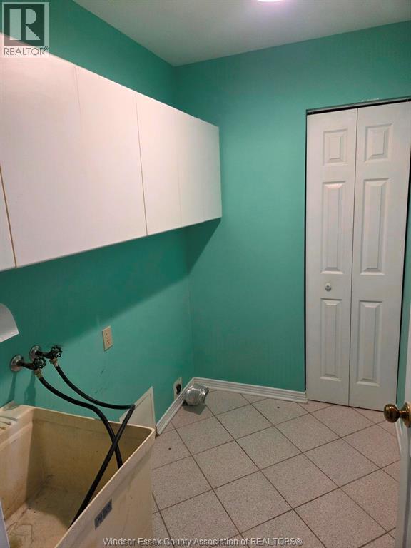 9690 Menard Street, Windsor, Ontario N8P 1G5 - Photo 24 - 26019411