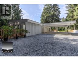 HIGHLAND DRIVE, West Vancouver, British Columbia