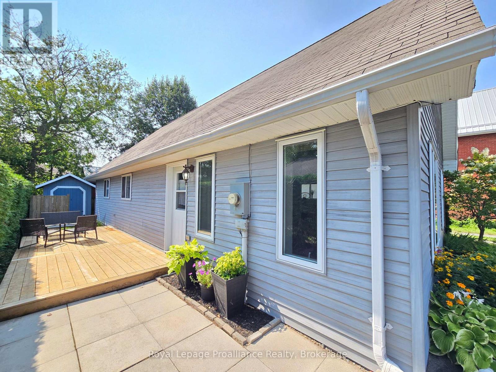 48 SOUTH GEORGE STREET, Belleville, Ontario