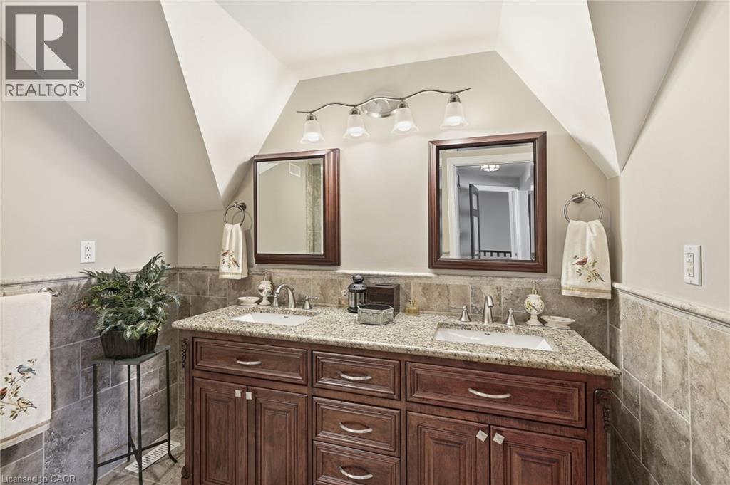 345 Freelton Road, Hamilton, Ontario  N0B 2J0 - Photo 28 - 40854336