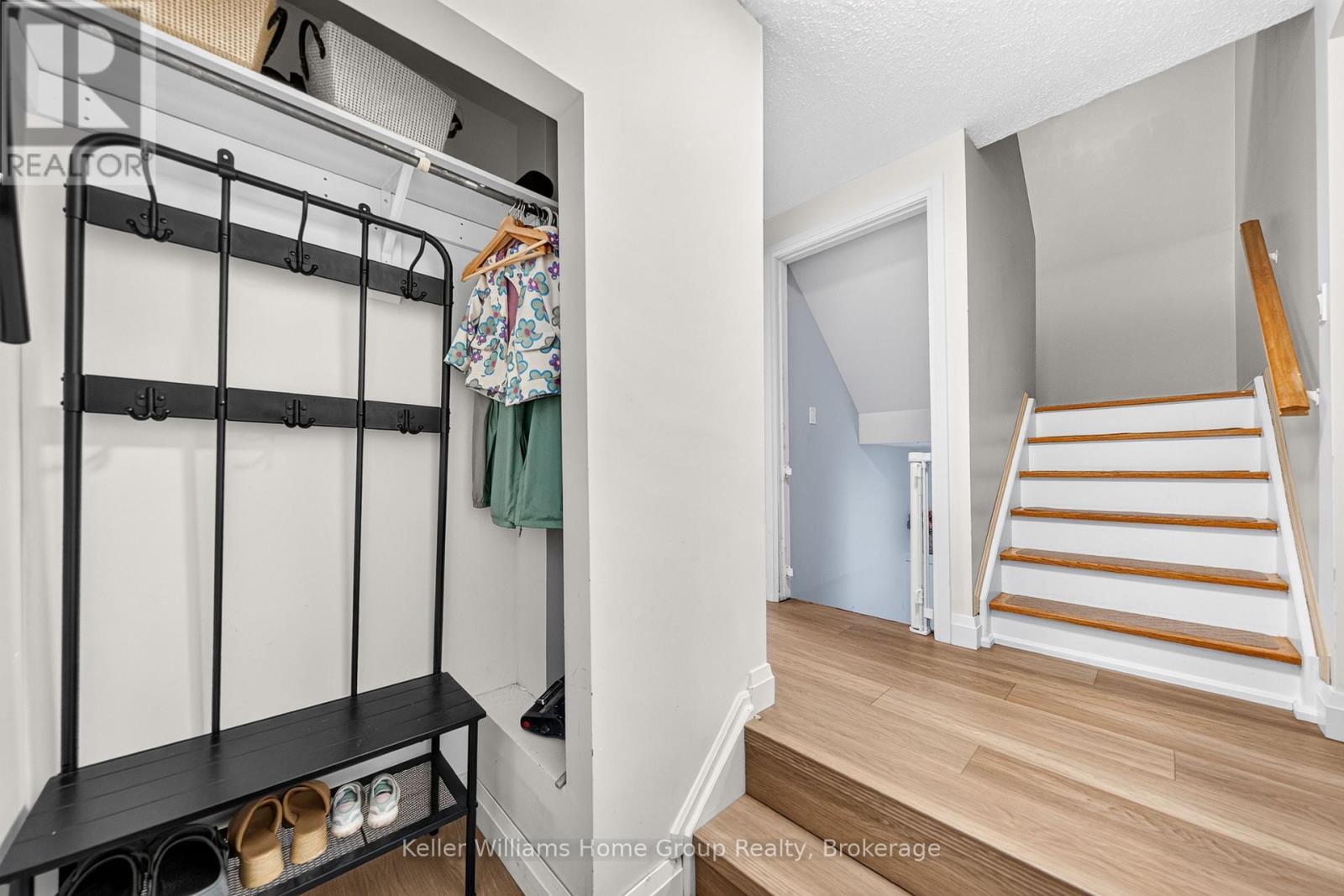 85 Upton Crescent, Guelph (Grange Road), Ontario  N1E 6P6 - Photo 5 - X13659040