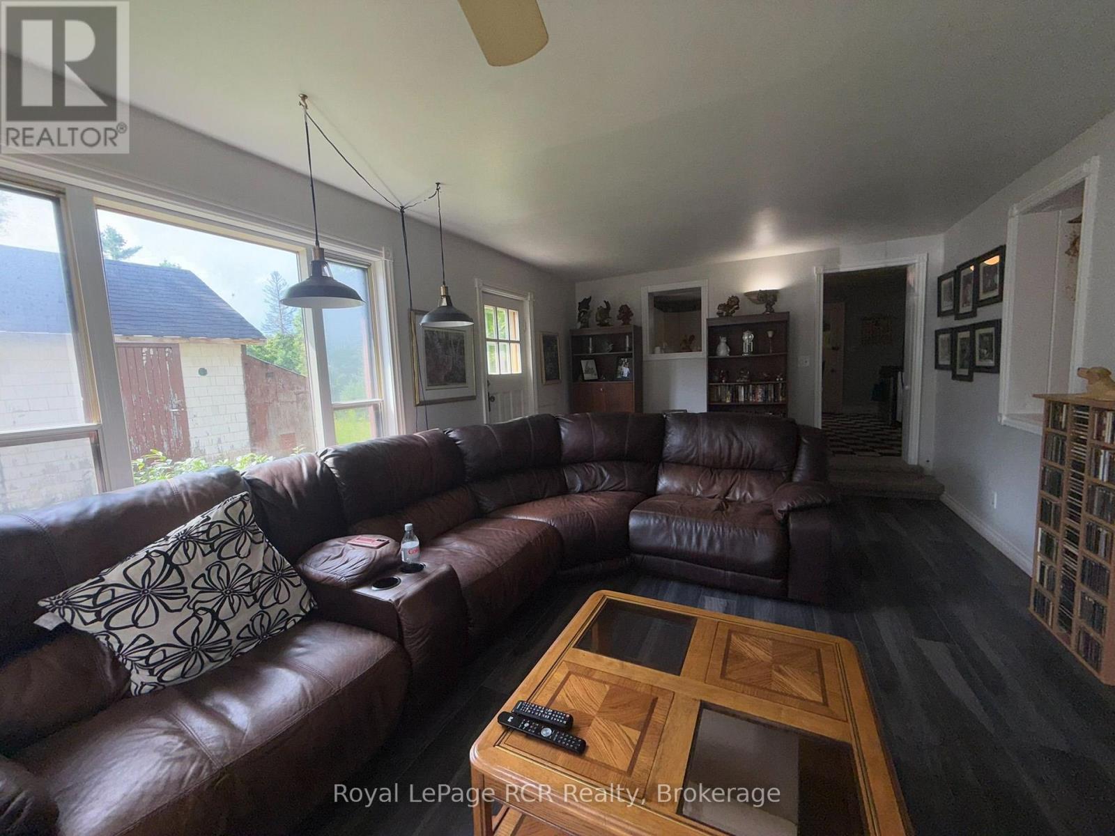 315134 Highway 6, West Grey, Ontario  N0G 1R0 - Photo 11 - X13659122