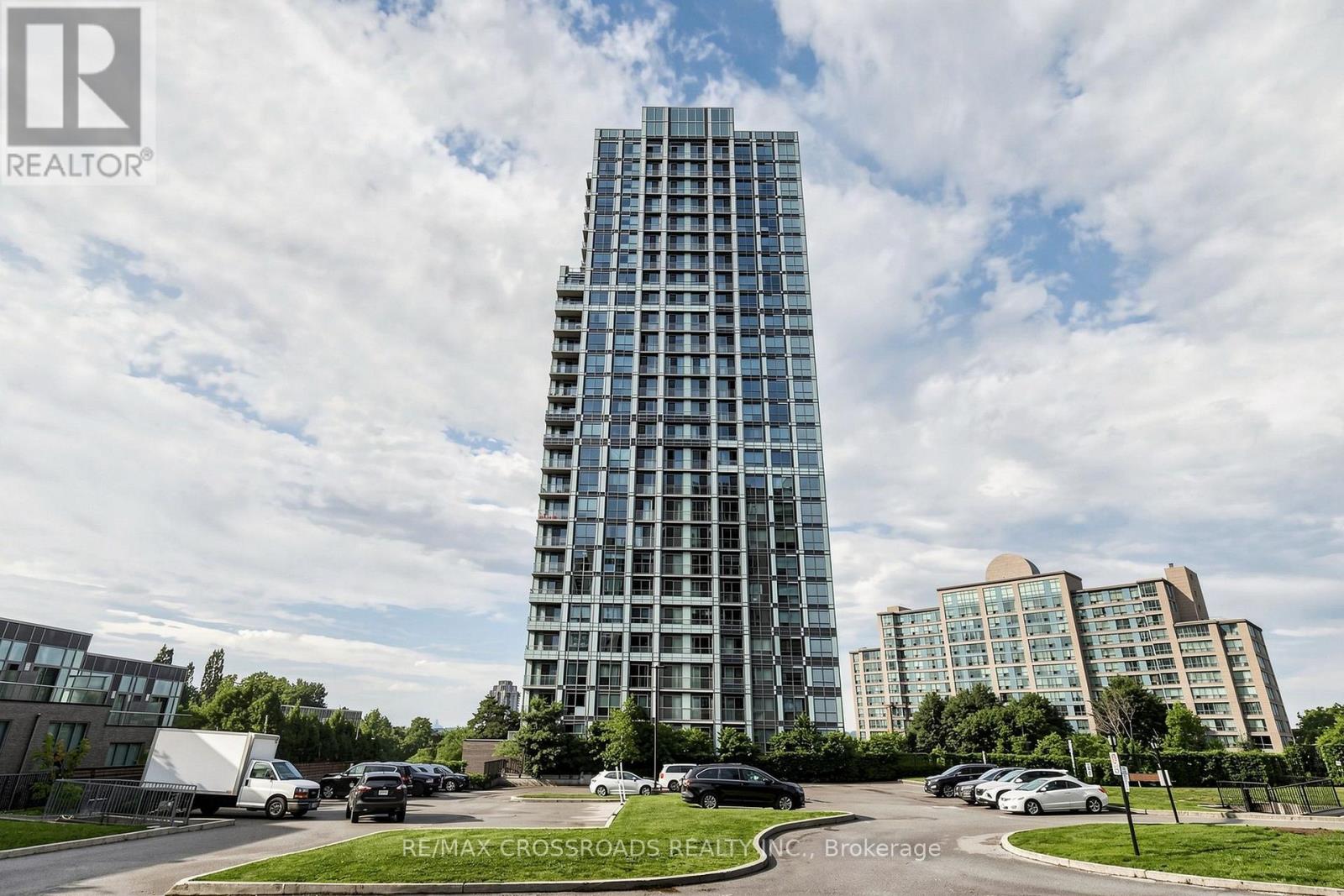 2006 - 18 GRAYDON HALL DRIVE, Toronto, Ontario