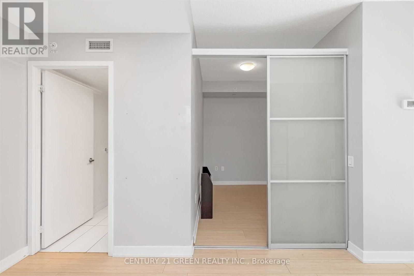 705 - 85 Queens Wharf Road, Toronto, Ontario  M5V 0J9 - Photo 12 - C13659078