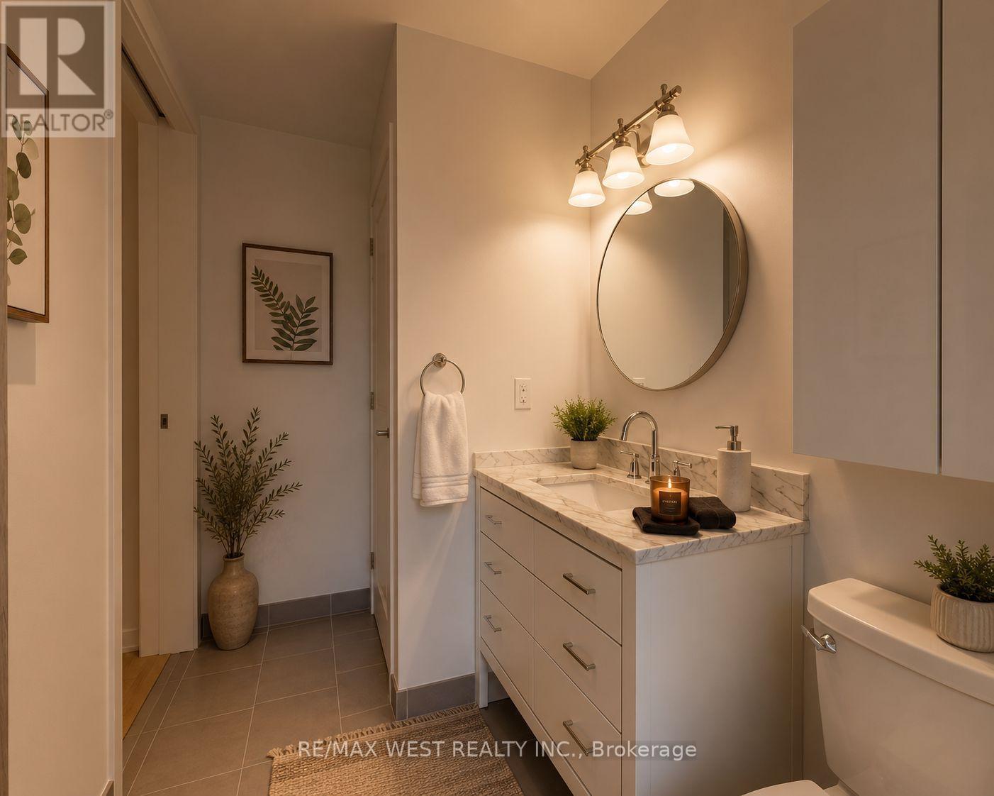 401 - 60 Bathurst Street, Toronto, Ontario  M5V 2P4 - Photo 7 - C13659104
