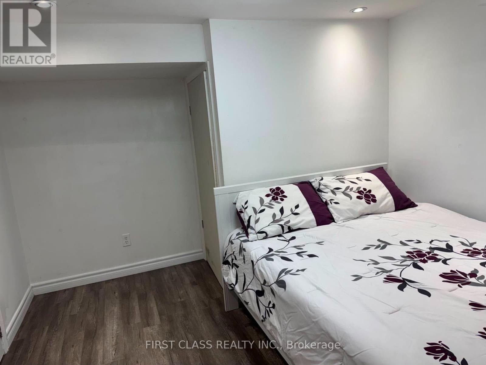 Bsmnt - 524 Bathurst Street, Toronto, Ontario  M5S 2P9 - Photo 11 - C13659116