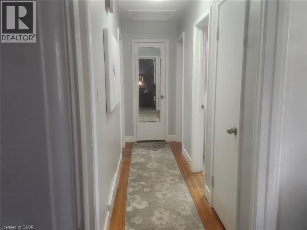 6142 Scott Street, Niagara Falls, Ontario  L2E 3B5 - Photo 13 - 40830521