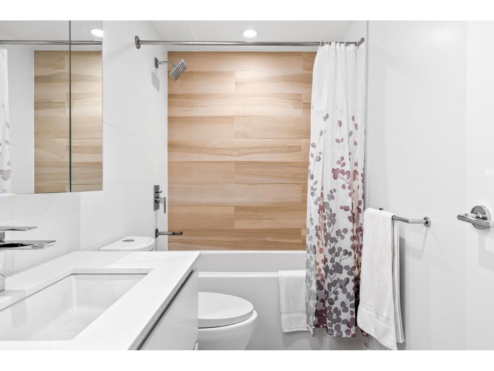 1607 13615 Fraser Highway, Surrey, British Columbia  V3T 0P7 - Photo 14 - R3154269