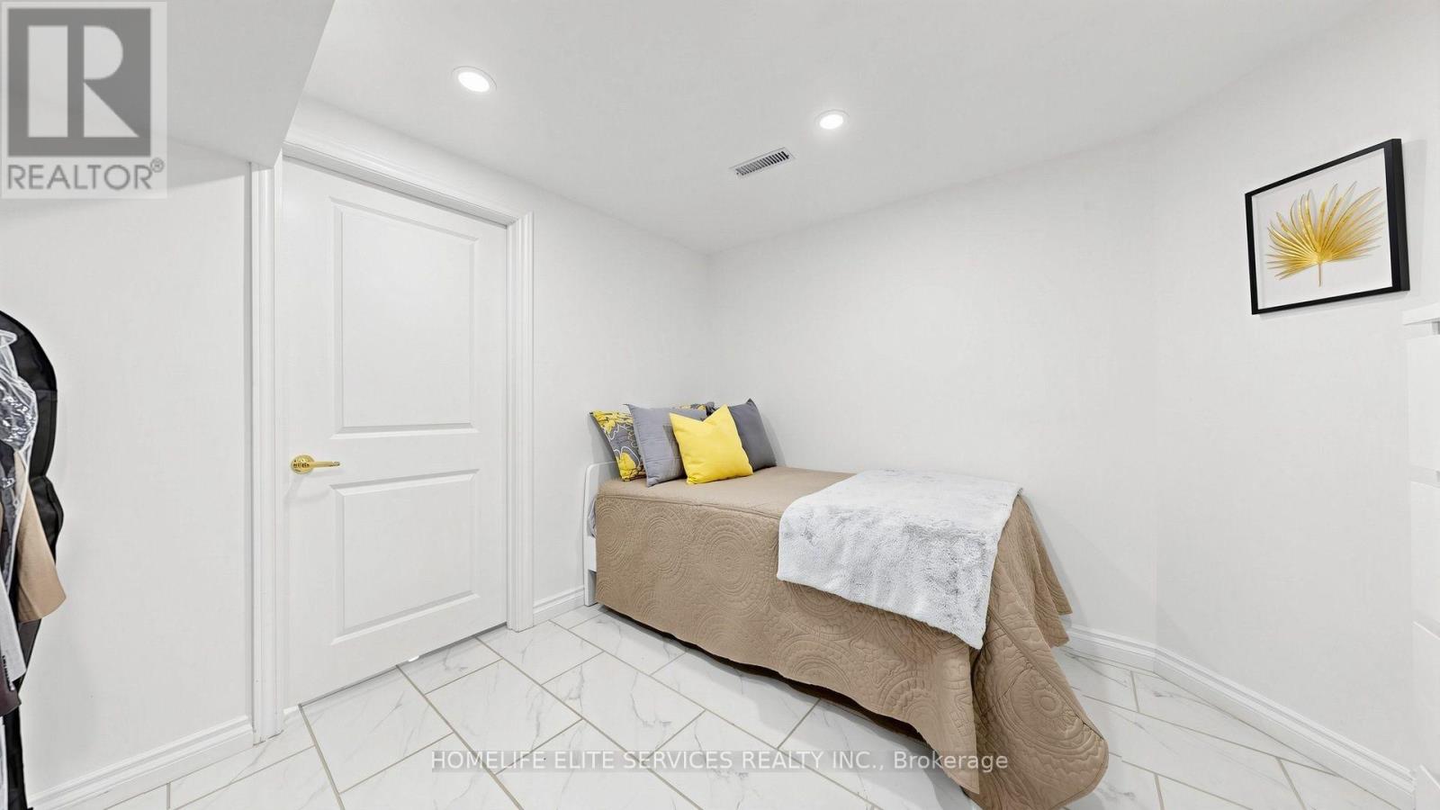 54 Fearn Crescent, Ajax, Ontario  L1S 5L4 - Photo 29 - E13659114
