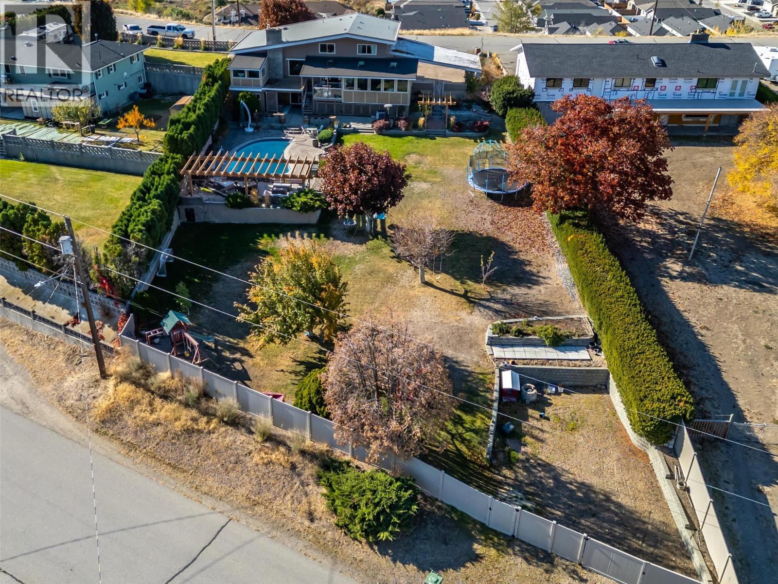 6521 Bellevue Drive, Oliver, British Columbia  V0H 1T4 - Photo 6 - 10382689