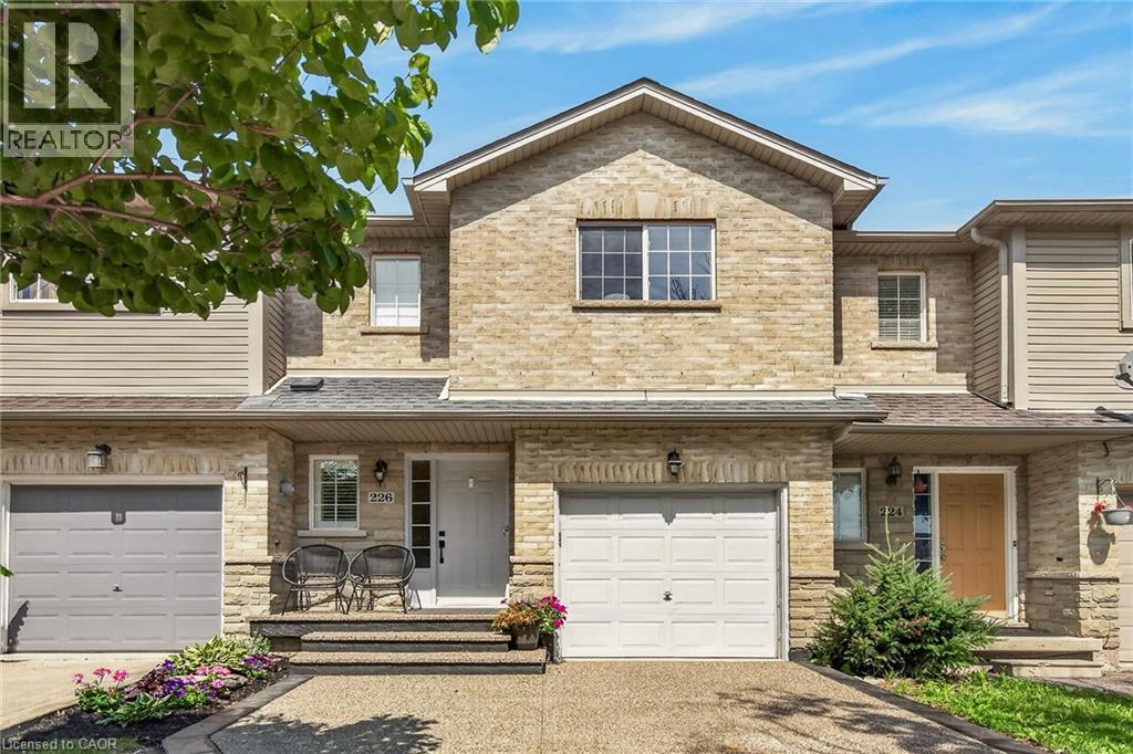 226 DICENZO Drive, Hamilton, Ontario