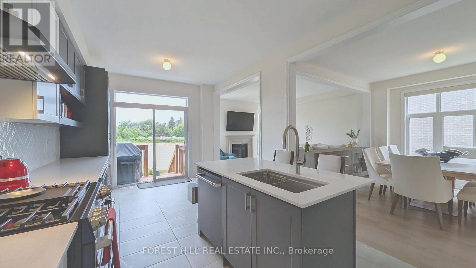 1362 Davis Loop, Innisfil (Lefroy), Ontario  L0L 1W0 - Photo 13 - N13659030