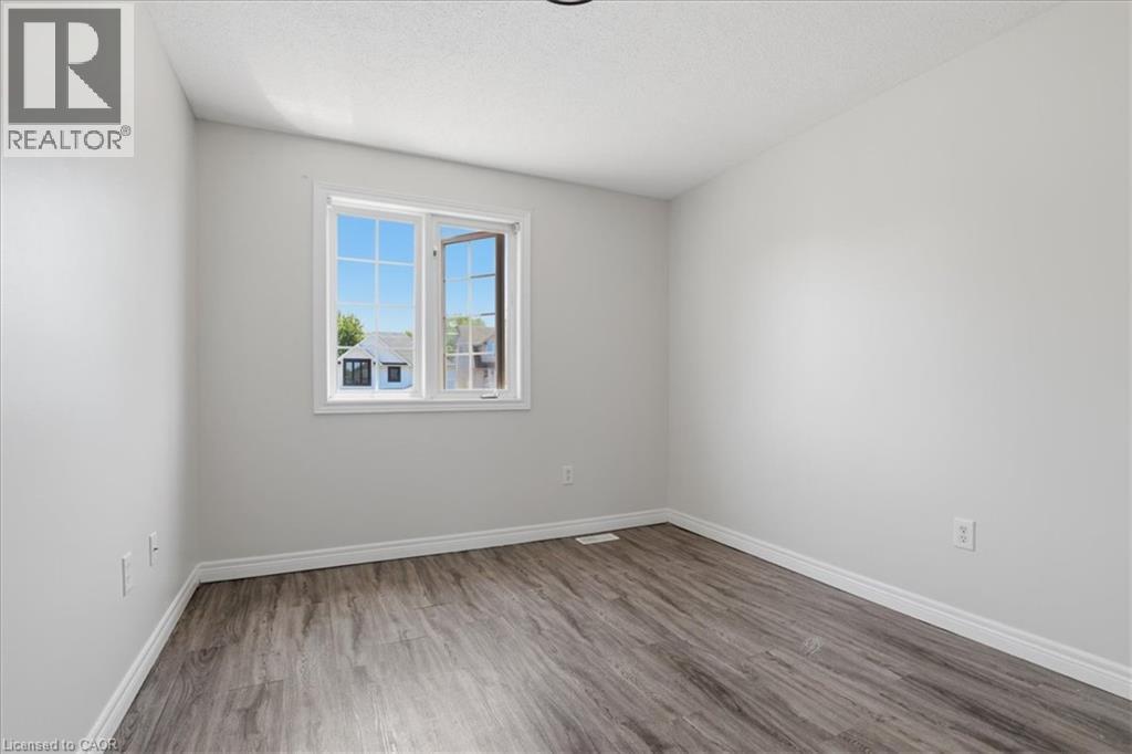 43 Decaro Crescent, Cambridge, Ontario  N3C 4N1 - Photo 18 - 40854736