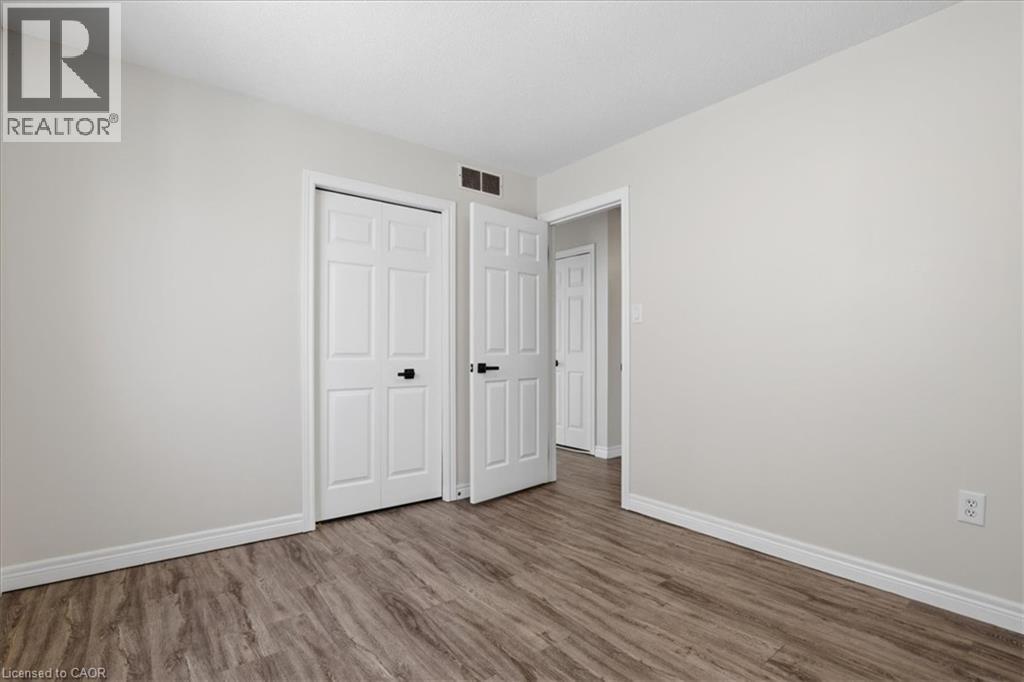 43 Decaro Crescent, Cambridge, Ontario  N3C 4N1 - Photo 25 - 40854736