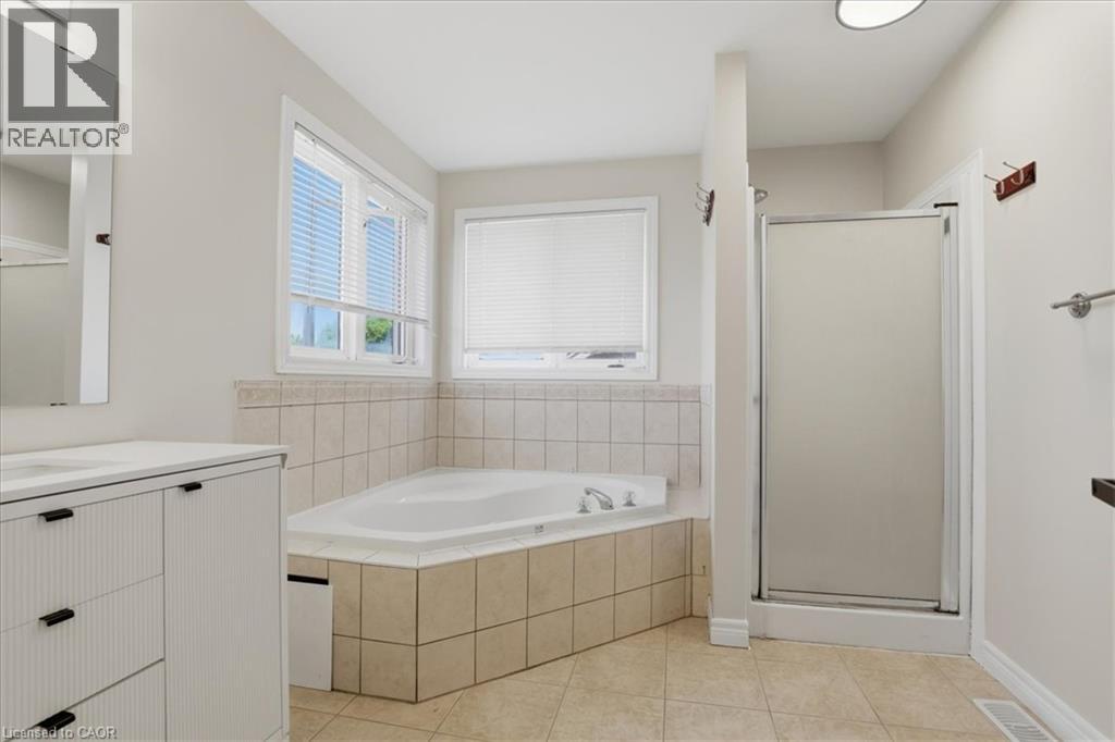43 Decaro Crescent, Cambridge, Ontario  N3C 4N1 - Photo 21 - 40854736