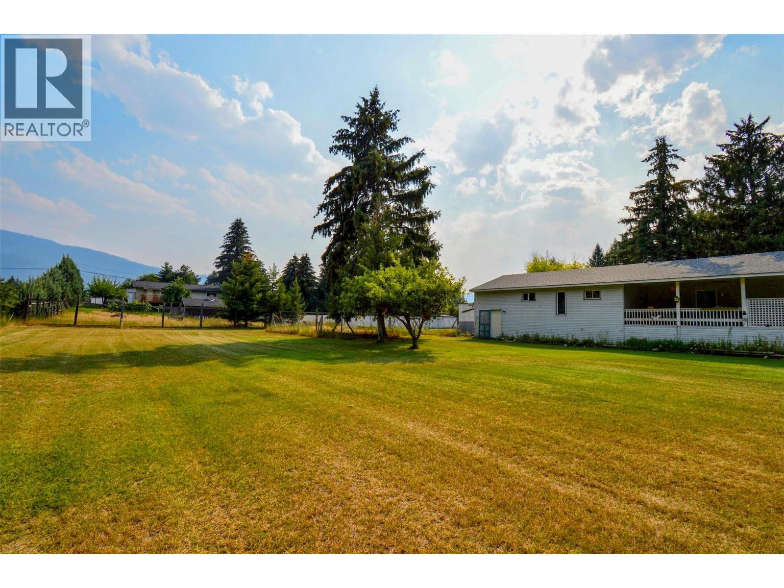 7010 Ranken Road, Grand Forks, British Columbia  V0H 1H2 - Photo 9 - 10392399
