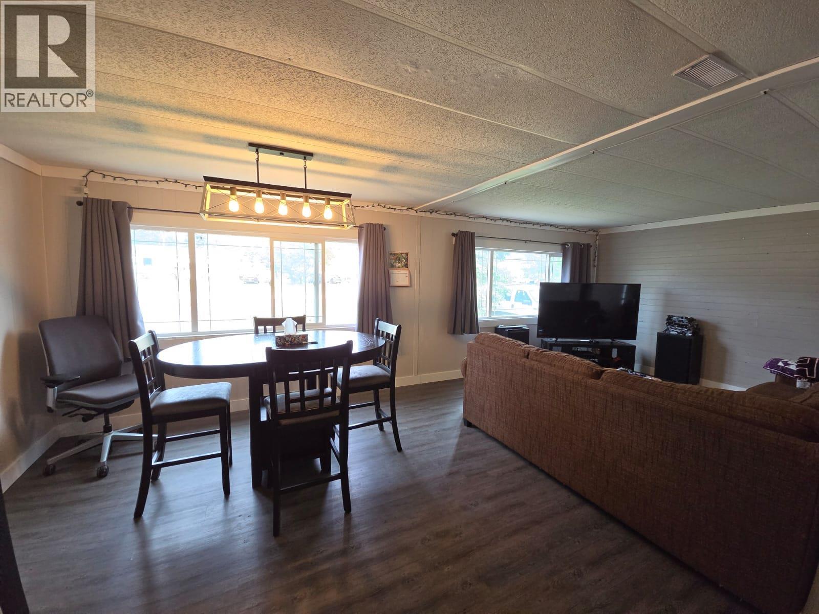 5117 43 Street NE, Chetwynd, British Columbia  V0C 1J0 - Photo 7 - 10393102