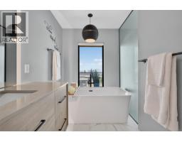 537 Hawes Court, Kelowna, British Columbia  V1W 5C5 - Photo 34 - 10395962