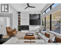 537 Hawes Court, Kelowna, British Columbia  V1W 5C5 - Photo 4 - 10395962
