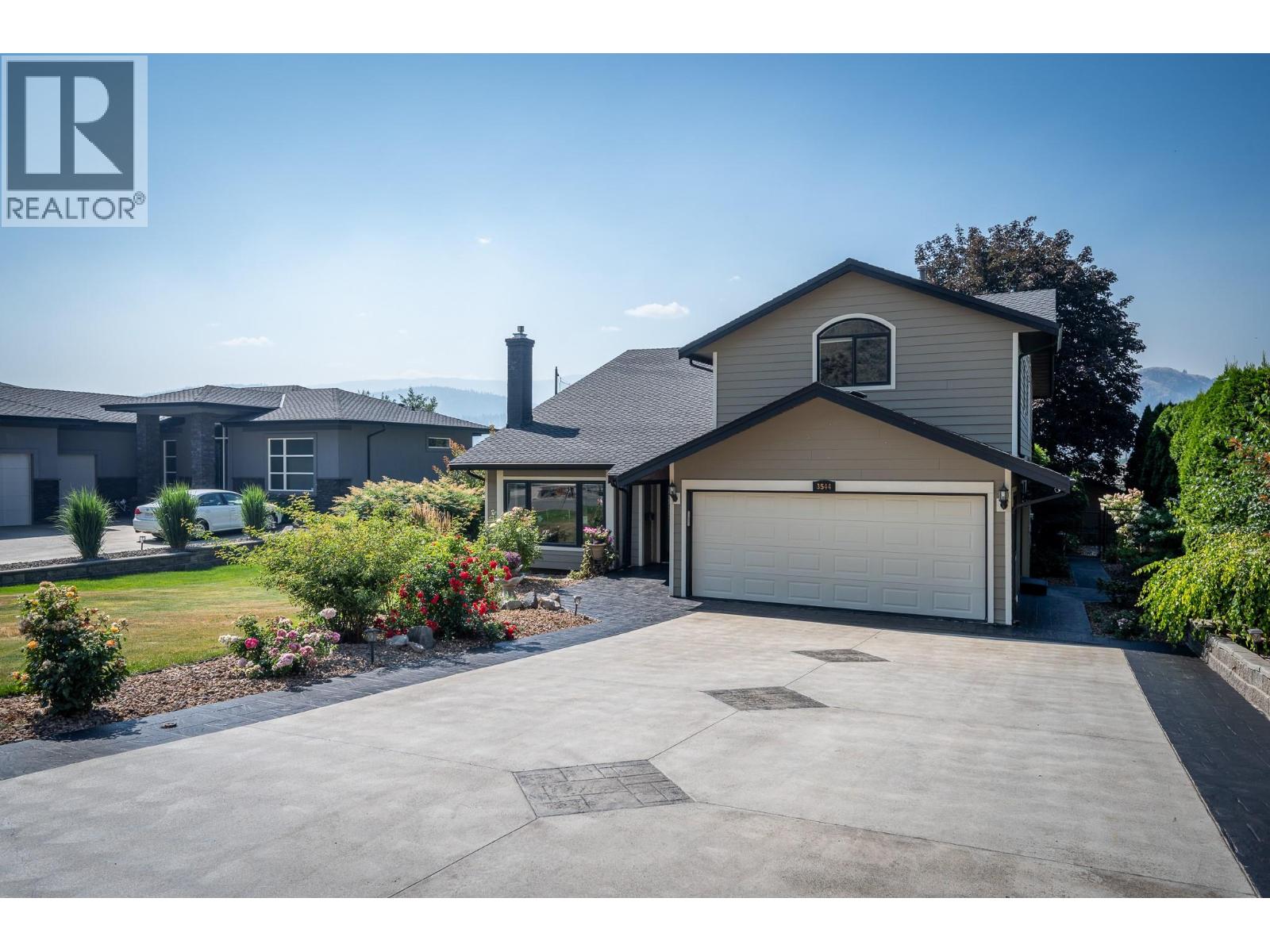 3544 Navatanee Drive, Kamloops, British Columbia  V2H 1S1 - Photo 10 - 10396828