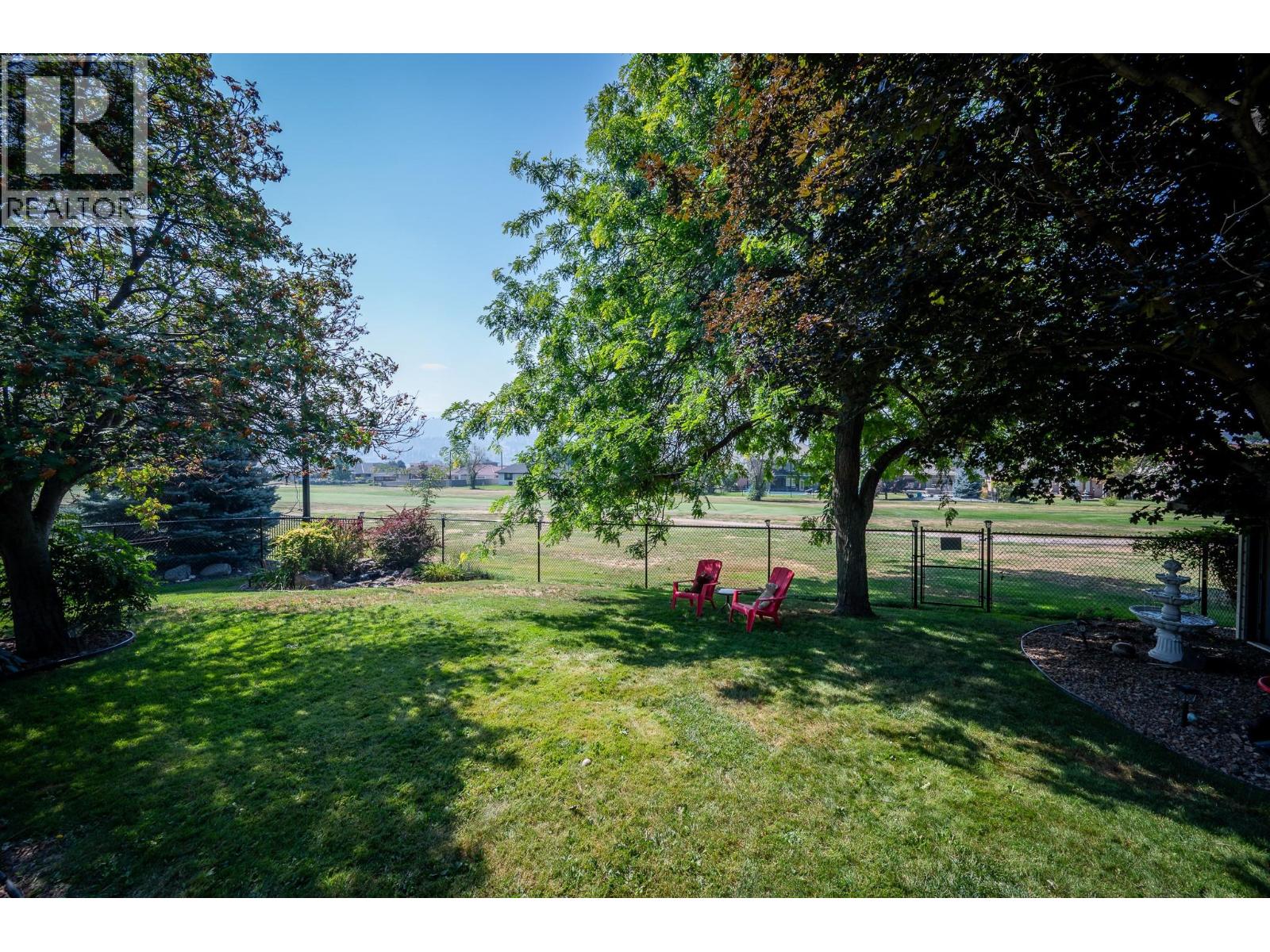 3544 Navatanee Drive, Kamloops, British Columbia  V2H 1S1 - Photo 8 - 10396828
