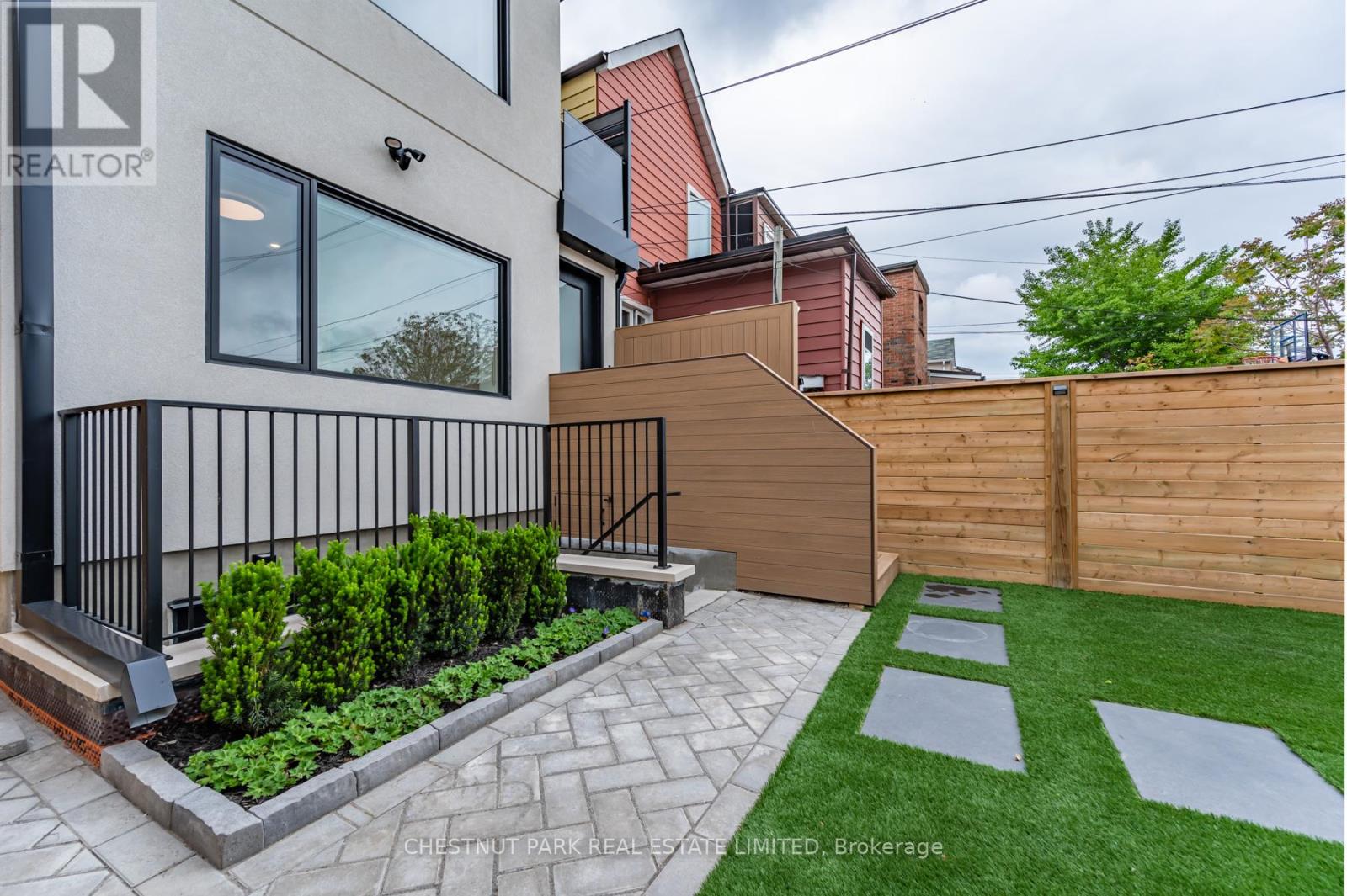 Lower - 594 Concord Avenue, Toronto, Ontario  M6H 2R1 - Photo 24 - W13659066