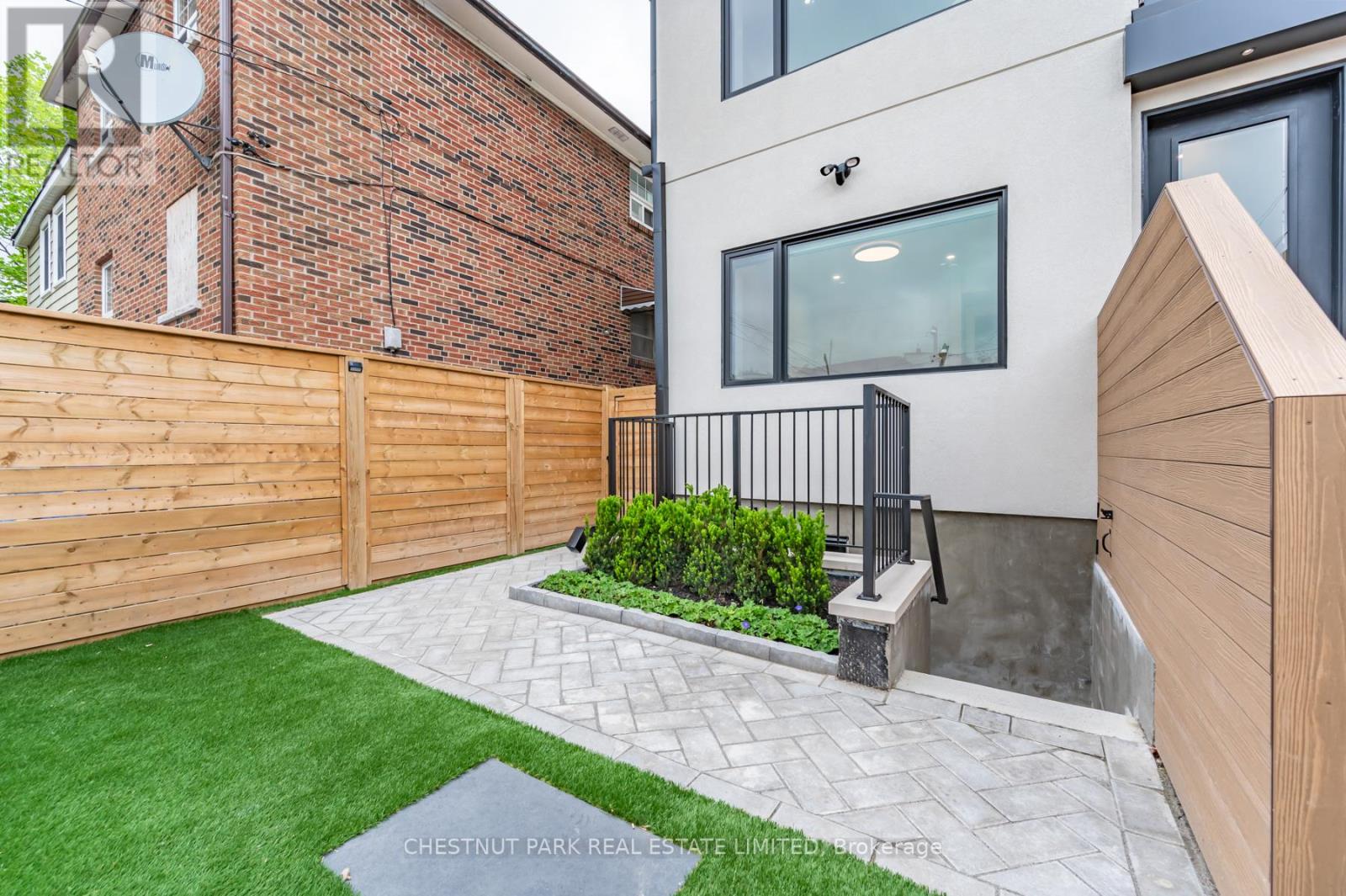Lower - 594 Concord Avenue, Toronto, Ontario  M6H 2R1 - Photo 27 - W13659066
