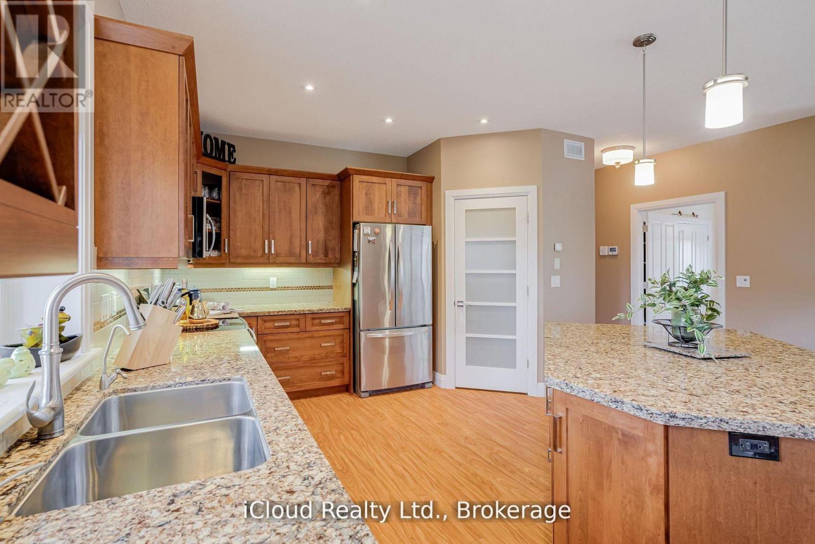 16 Highland Road, Minto, Ontario  N0G 1M0 - Photo 10 - X13659044