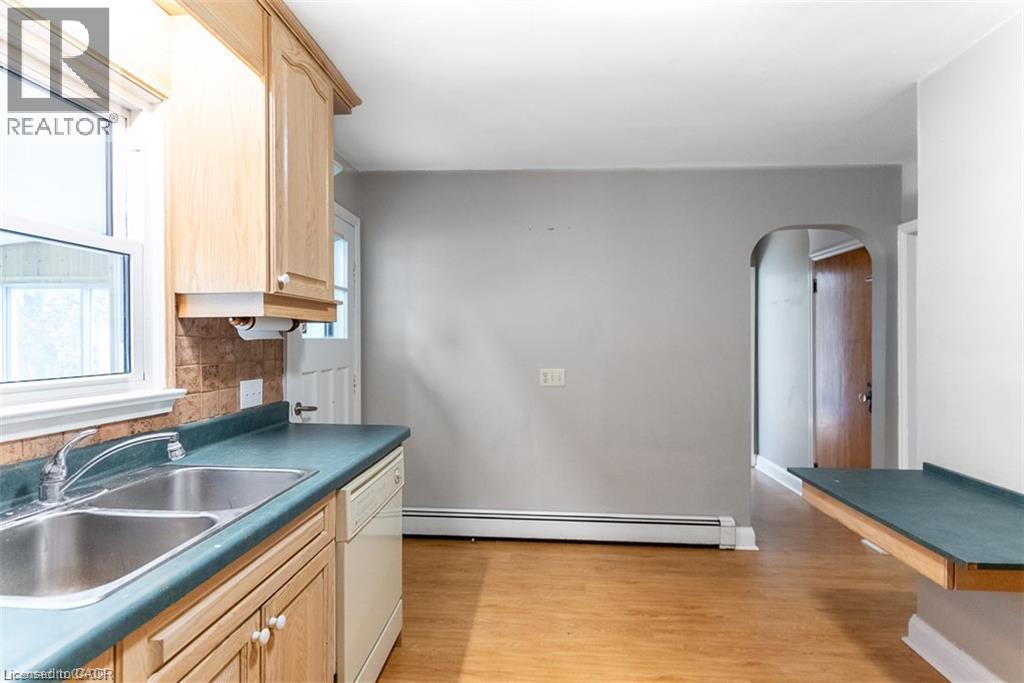 218 5th Concession Road E, Flamborough, Ontario  L8B 1K5 - Photo 12 - 40853901