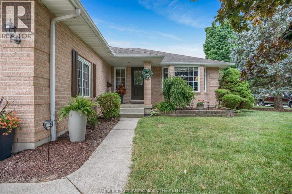 59 Blossom Place, Chatham, Ontario  N7L 5L4 - Photo 3 - 26019276