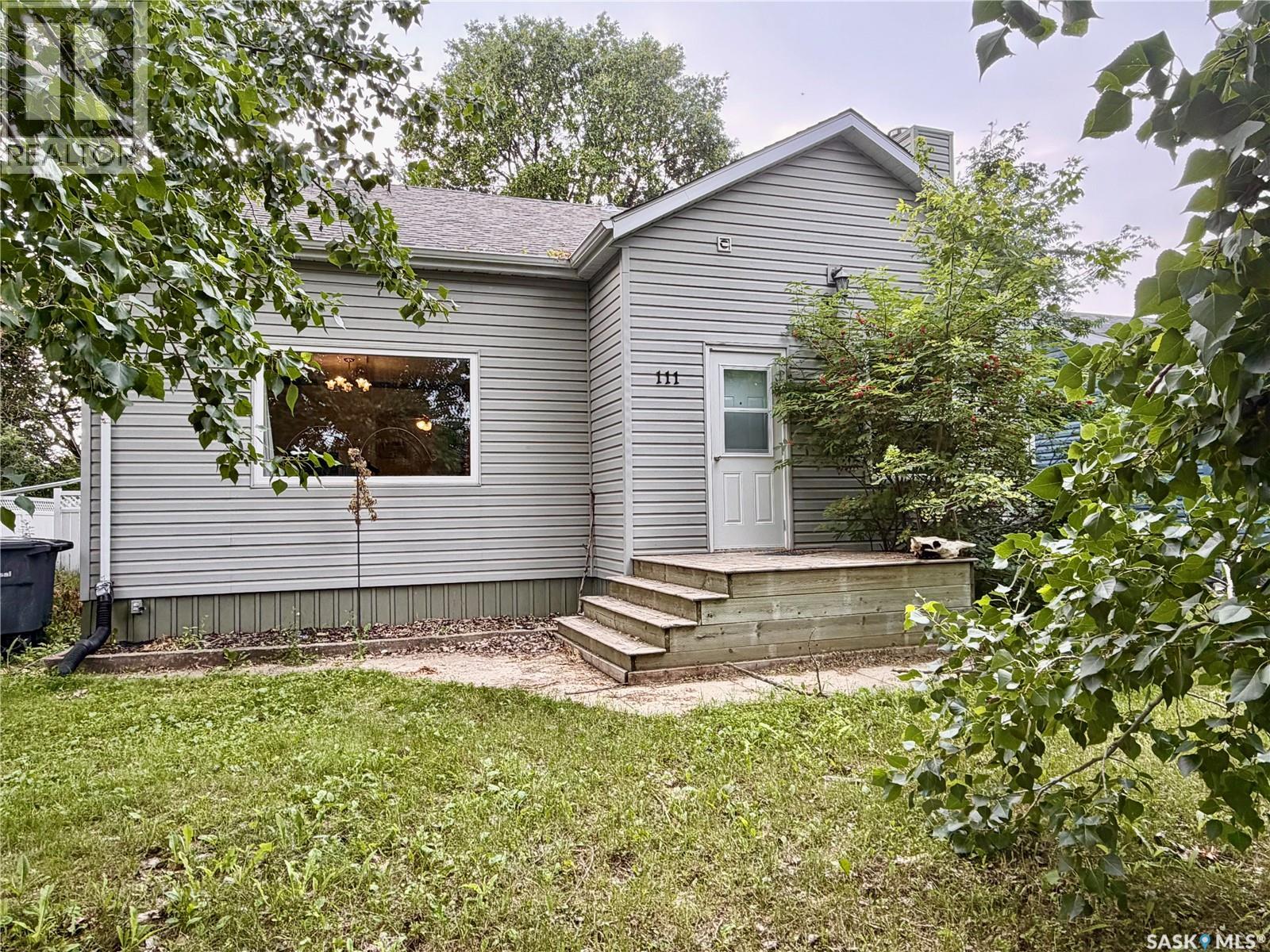 111 1st Street W, Carrot River, Saskatchewan  S0E 0L0 - Photo 1 - SK045141