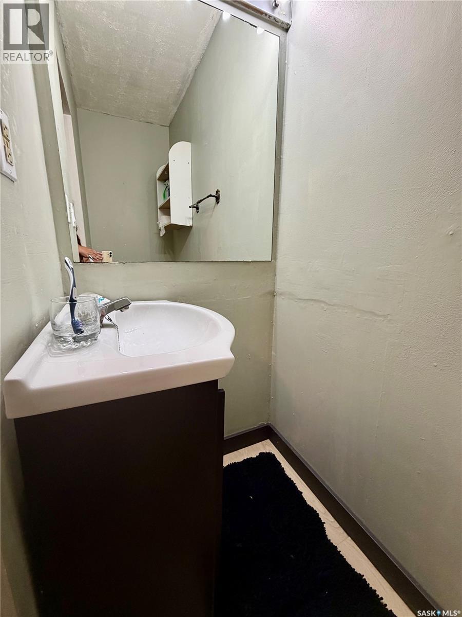 111 1st Street W, Carrot River, Saskatchewan  S0E 0L0 - Photo 9 - SK045141
