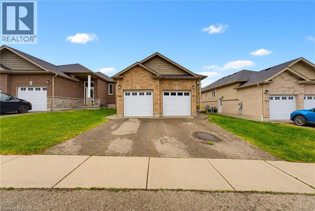 185 Wedgewood Drive, Woodstock, Ontario  N4T 0K1 - Photo 2 - 40832352