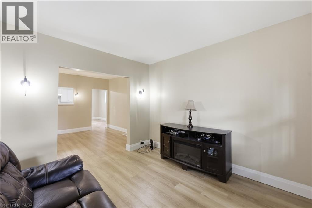 56 Harmony Avenue, Hamilton, Ontario  L8H 4X4 - Photo 14 - 40854638