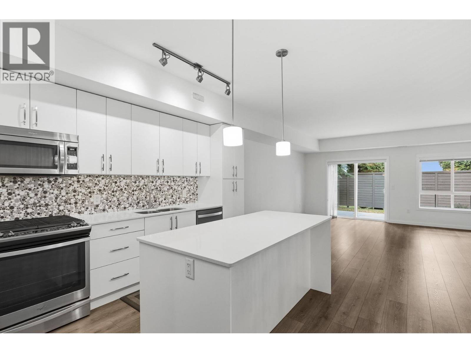 680 Old Meadows Road Unit# 74, Kelowna, British Columbia  V1W 5L4 - Photo 3 - 10397316