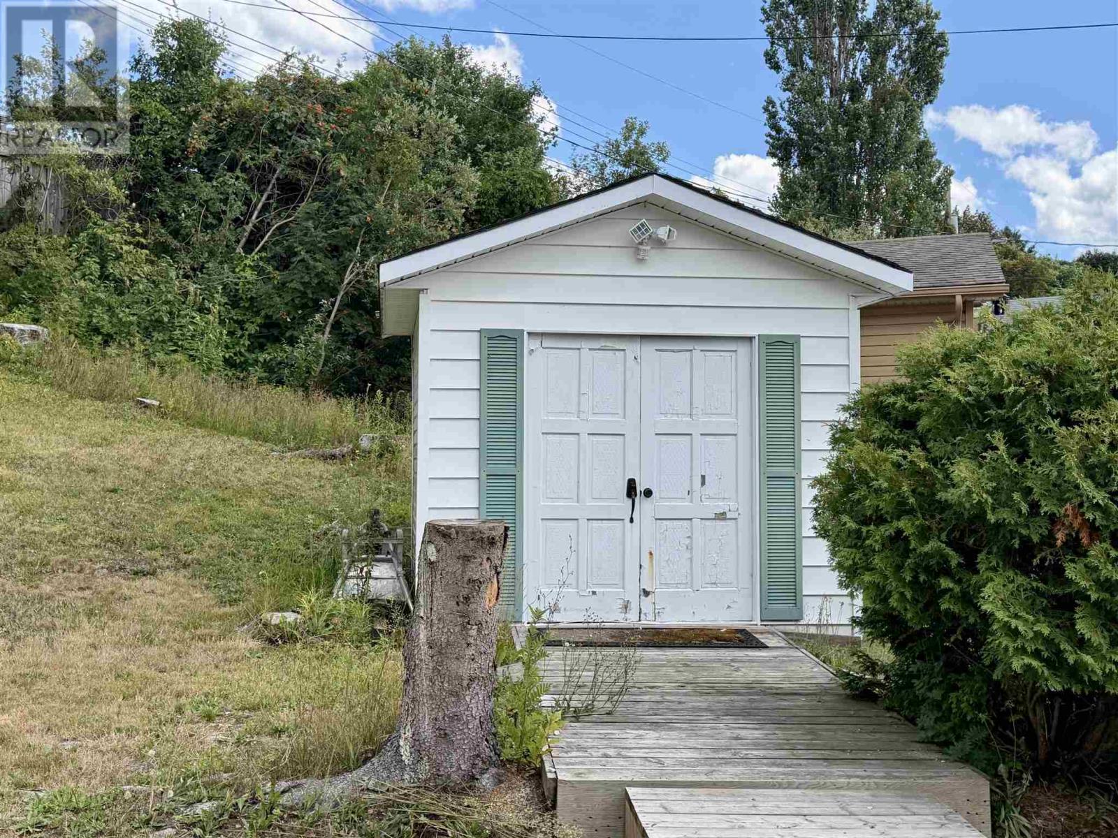 17 Milliken Rd, Elliot Lake, Ontario  P5A 1J9 - Photo 34 - SM262127