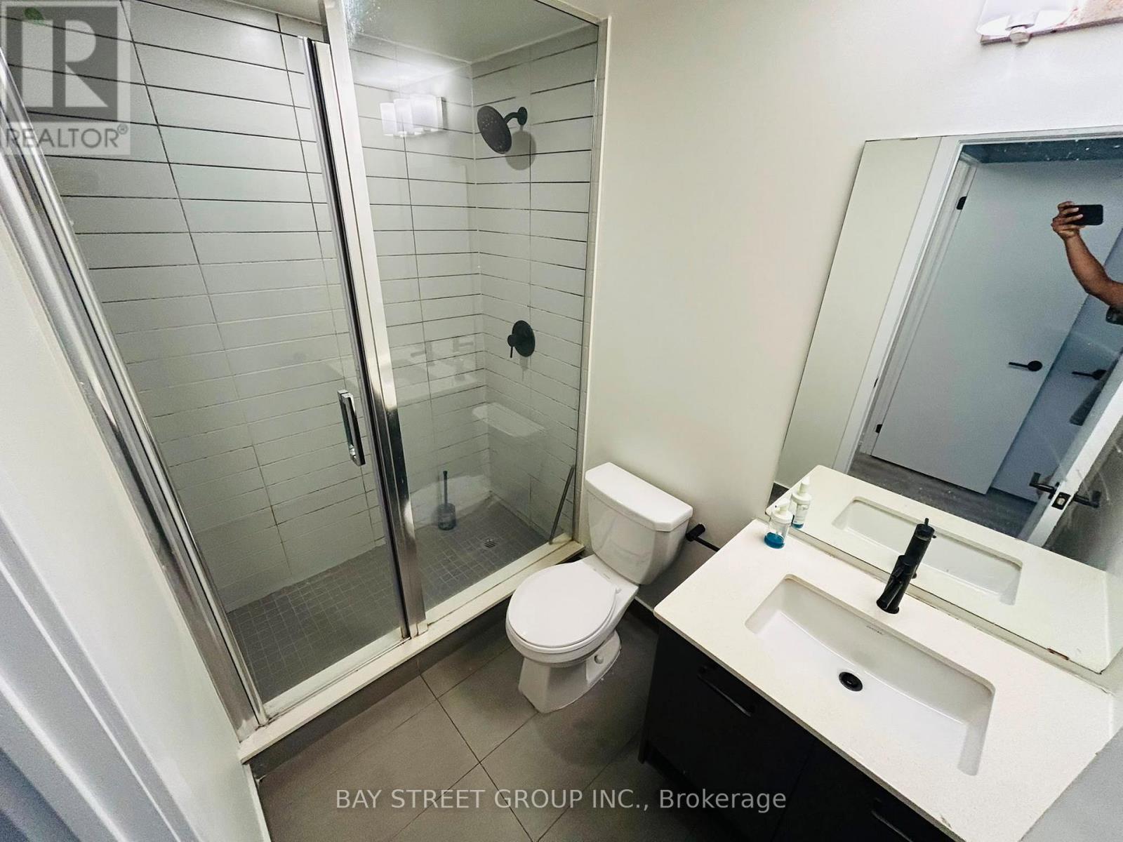 515 - 2300 St Clair Avenue W, Toronto, Ontario  M6N 1K8 - Photo 27 - W13627522