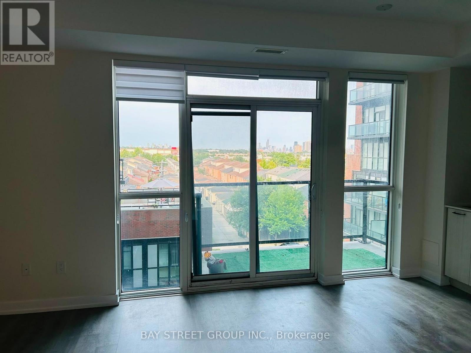 515 - 2300 St Clair Avenue W, Toronto, Ontario  M6N 1K8 - Photo 28 - W13627522